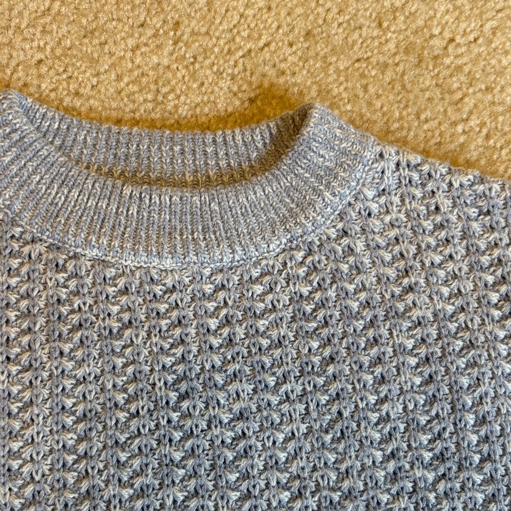 Universal Thread Textured Gray Crew Neck Sweater - Picture 7 of 8